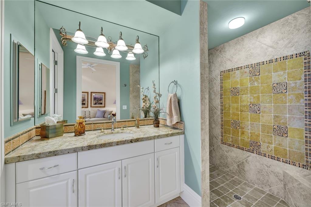 MARINA POINTE - Residential