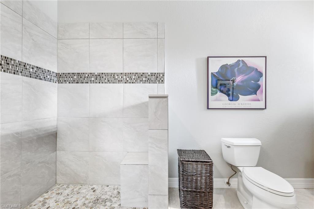 CORINTHIAN GARDENS AT WORLD - Residential