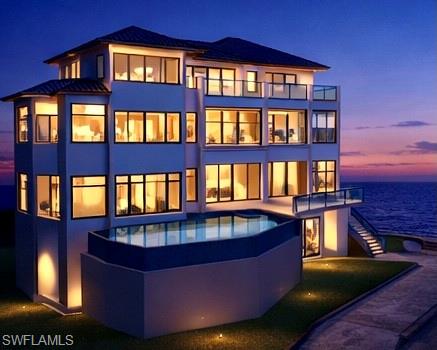 BAREFOOT BEACH - Land