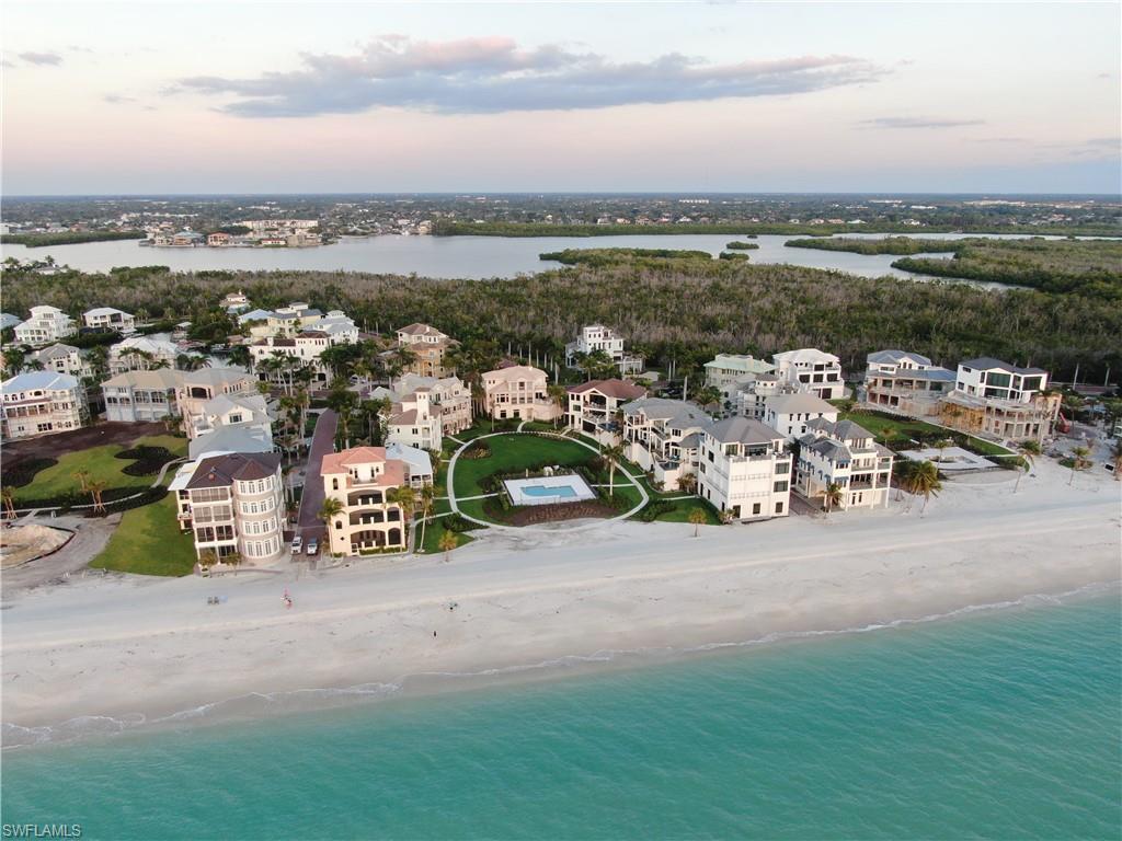 BAREFOOT BEACH - Land