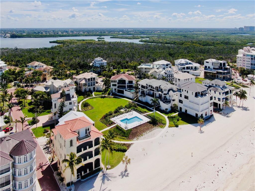 BAREFOOT BEACH - Land