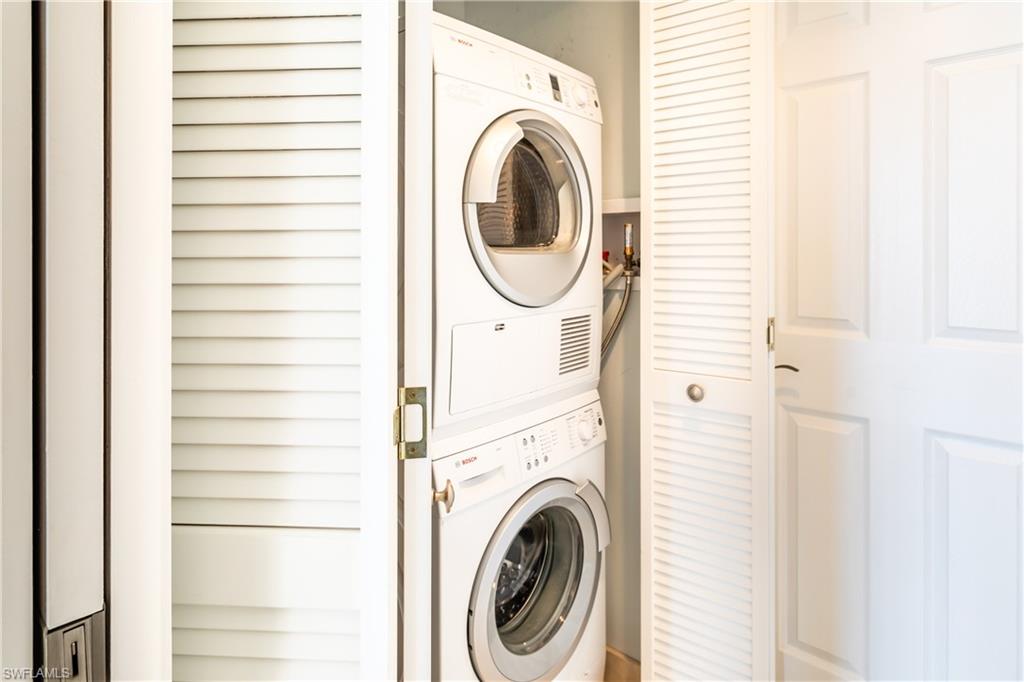 RIVERSIDE CLUB - Residential