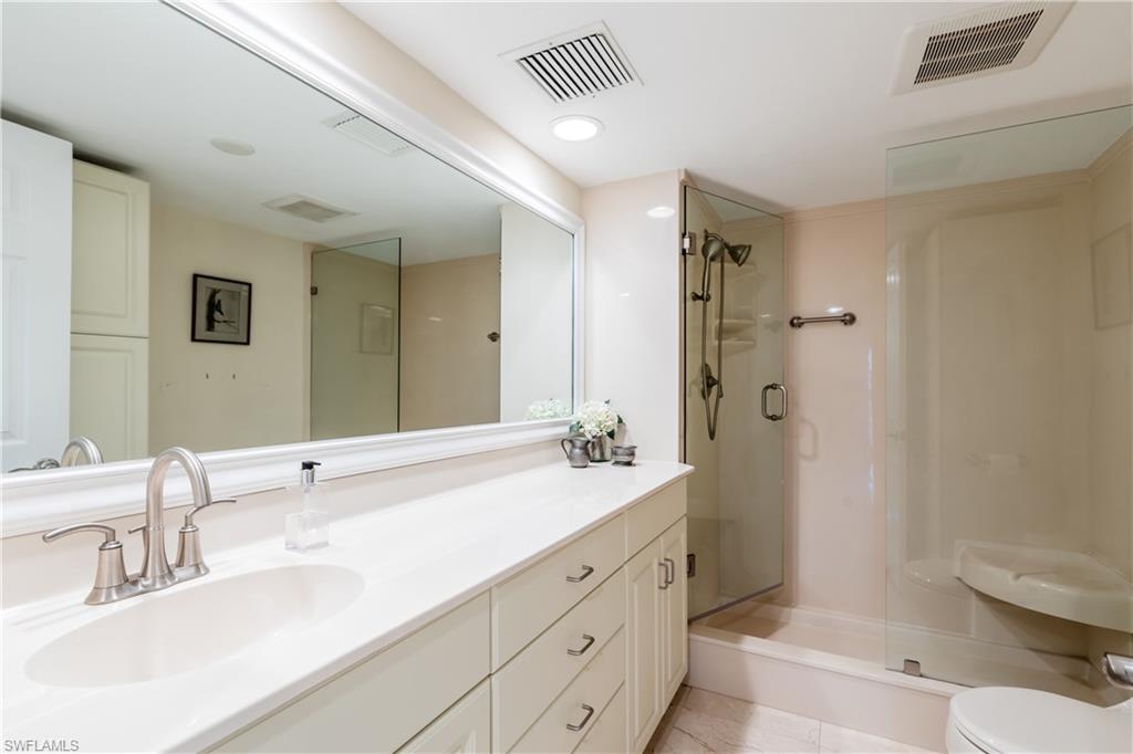 RIVERSIDE CLUB - Residential