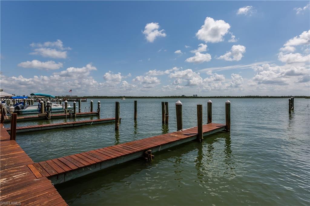 RIVERSIDE CLUB - Residential