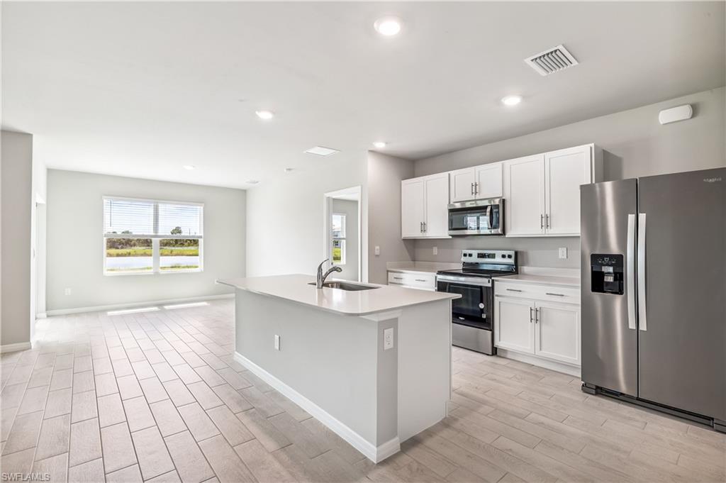 CORAL BAY - Residential