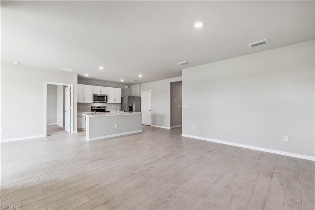 CORAL BAY - Residential