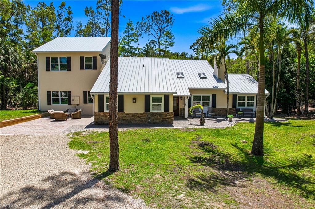 Photo of 4120 3rd AVE NW, NAPLES, FL 34119 (MLS # 226017010)