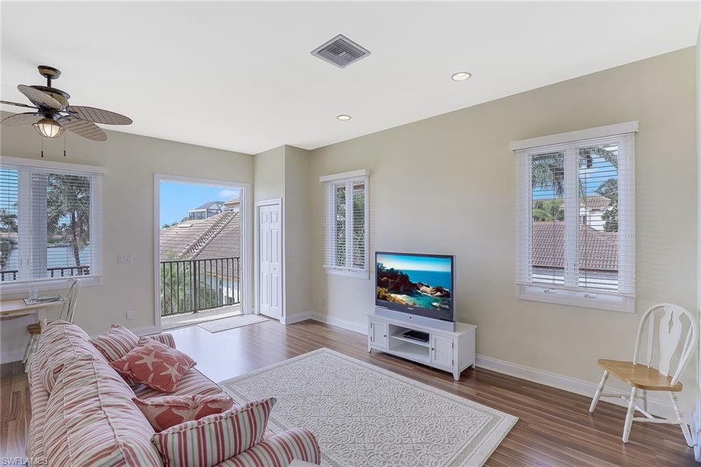 ESTATES - Residential