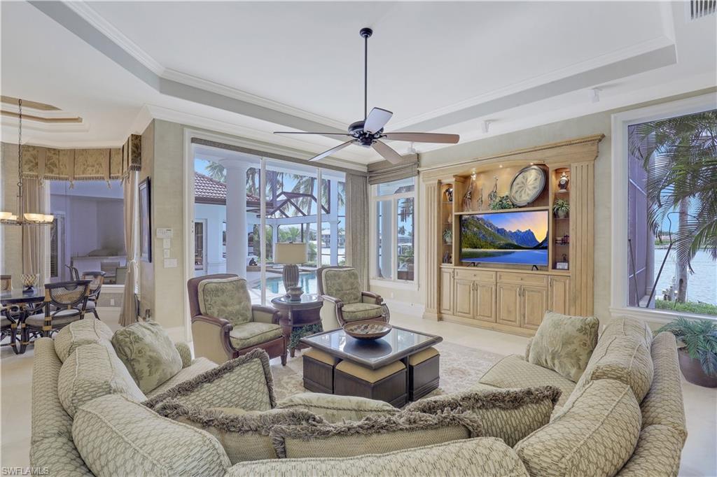 ESTATES - Residential