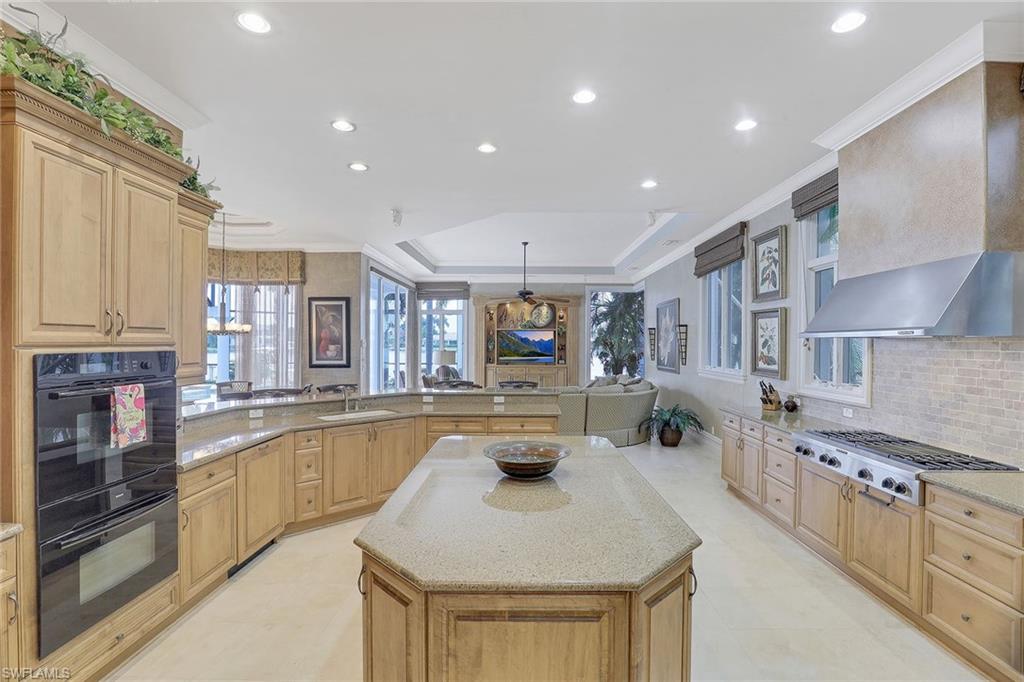 ESTATES - Residential