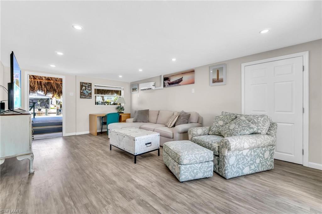 MCPHIE PARK - Residential