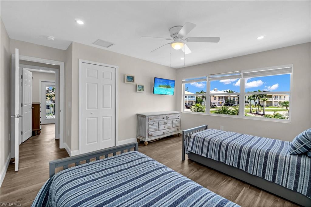 MCPHIE PARK - Residential