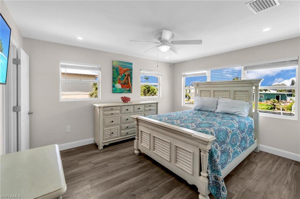 MCPHIE PARK - Residential