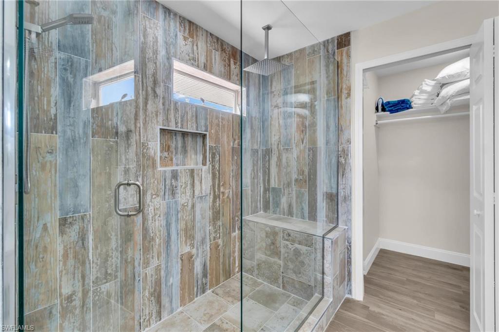 MCPHIE PARK - Residential