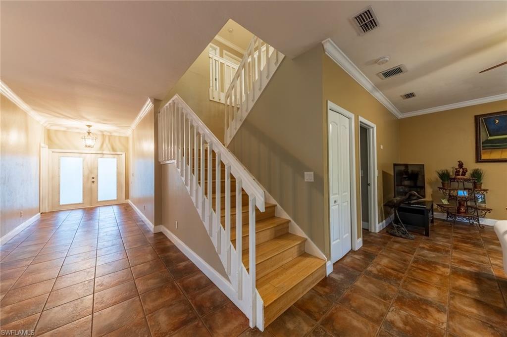 EAGLE POINTE - Residential