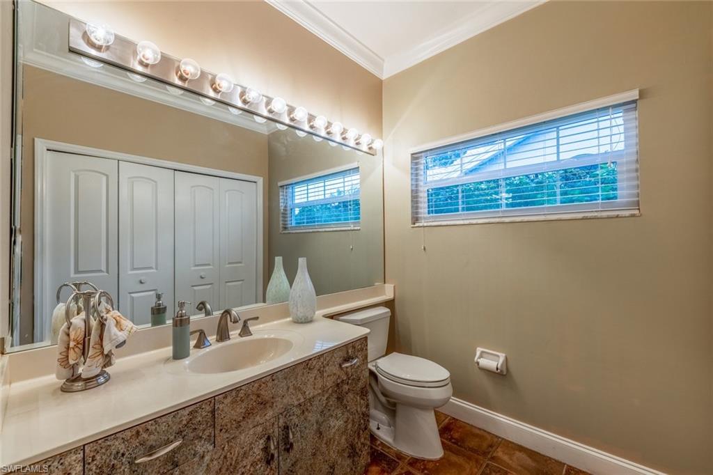 EAGLE POINTE - Residential