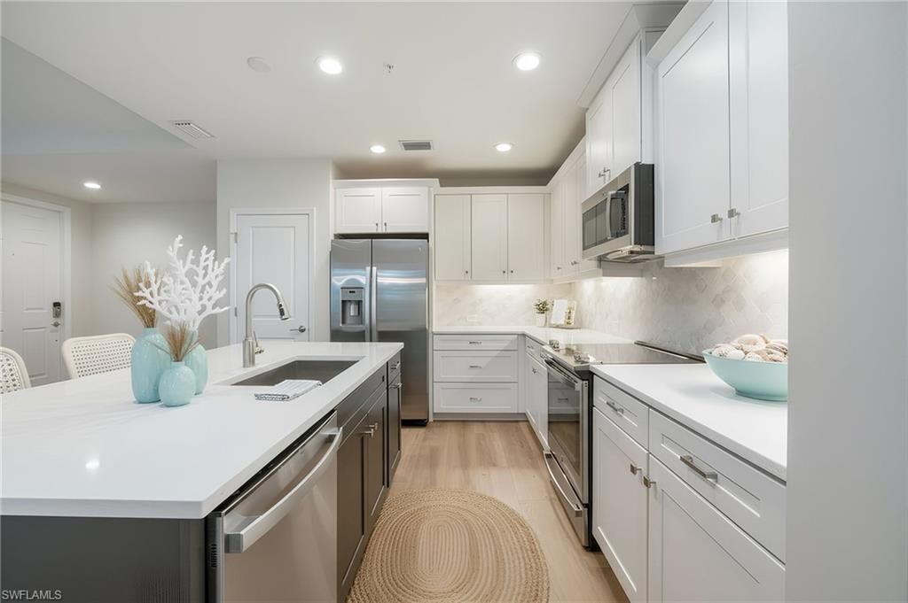 Photo of 2640 Seychelles CIR #2804, NAPLES, FL 34112 (MLS # 225082606)