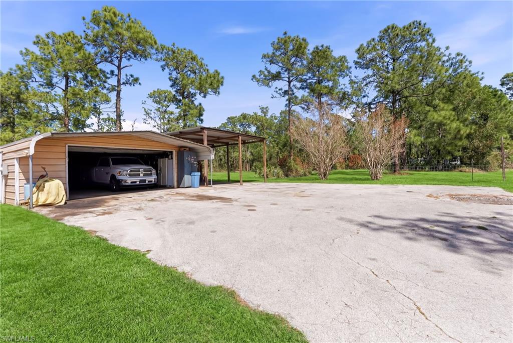 GOLDEN GATE ESTATES - Residential