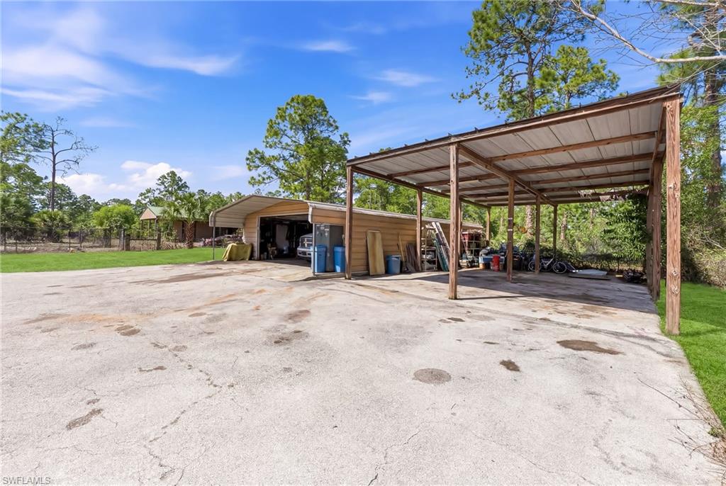 GOLDEN GATE ESTATES - Residential