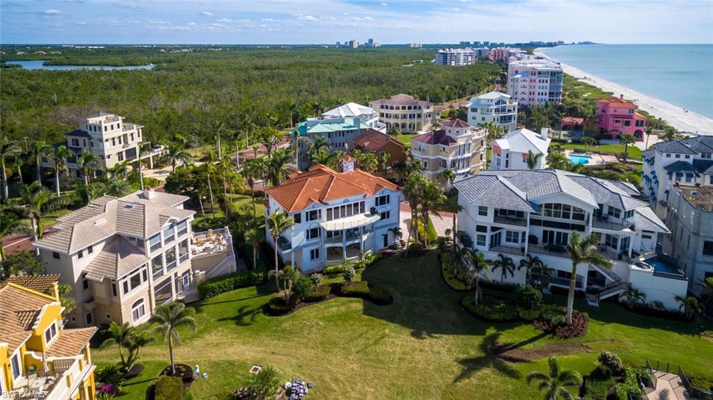 BAREFOOT BEACH - Residential