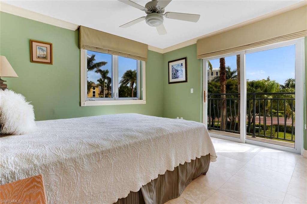 BAREFOOT BEACH - Residential