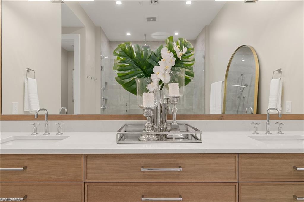 OLDE NAPLES - Residential Lease