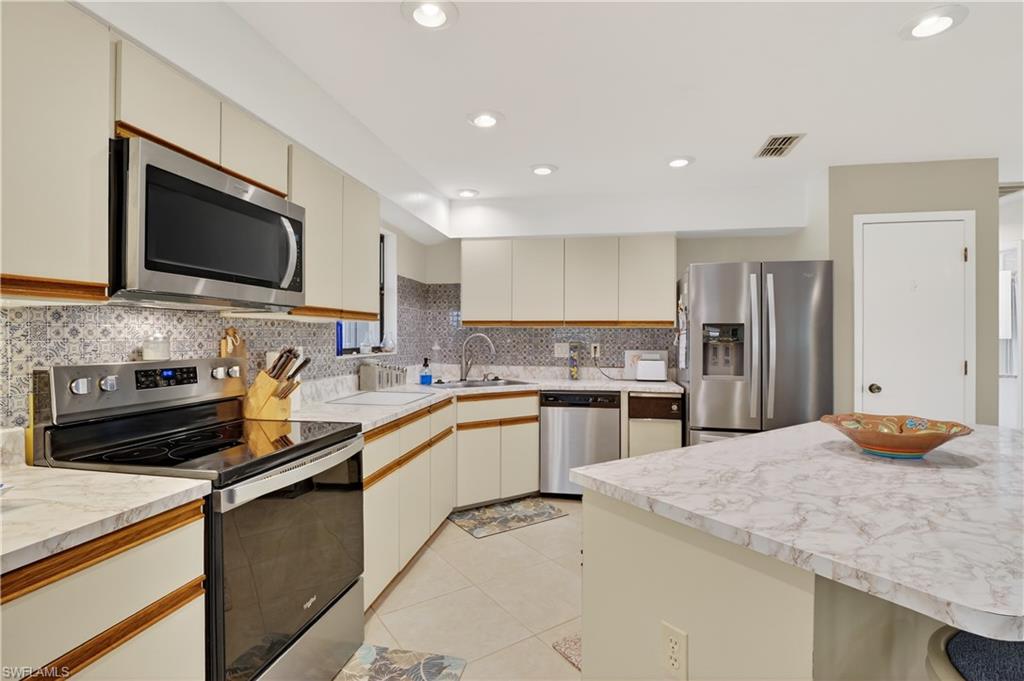 ST JAMES CITY - Residential