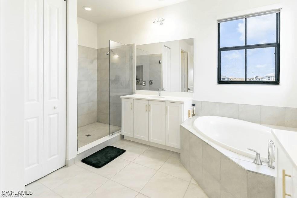 MAPLE RIDGE - Residential Lease