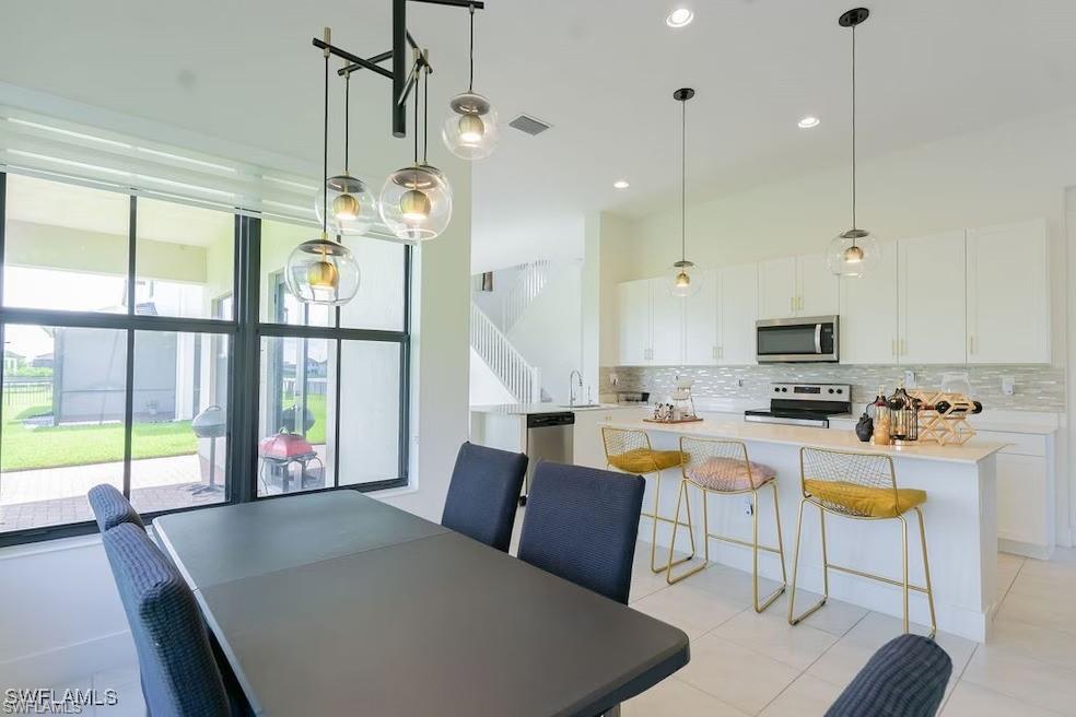 MAPLE RIDGE - Residential Lease