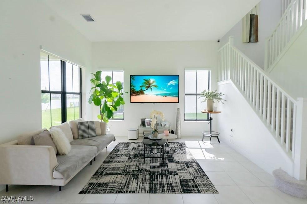 MAPLE RIDGE - Residential Lease