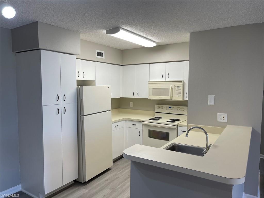 MUSA AT DANIELS - Residential Lease