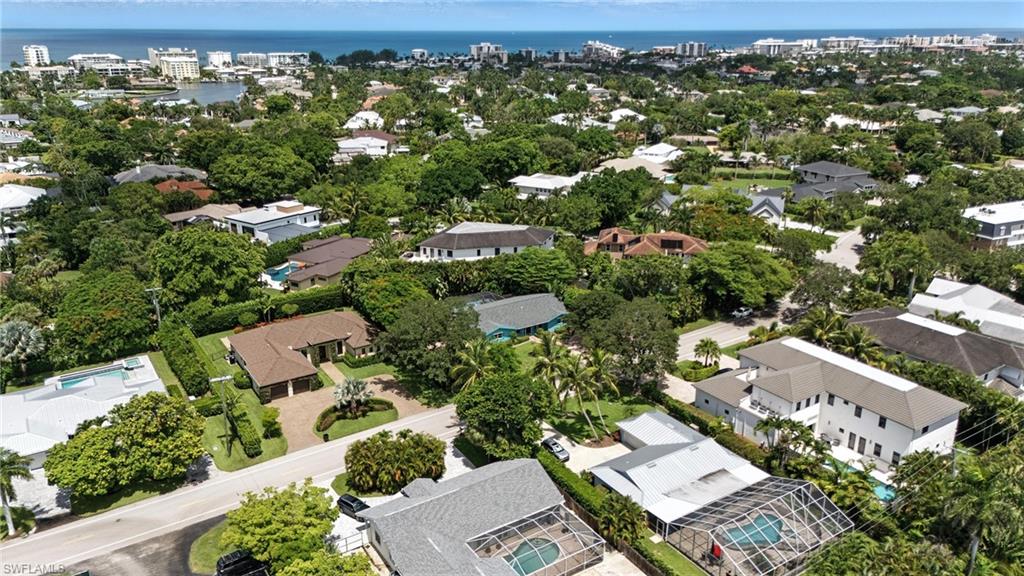 MOORINGS - Residential