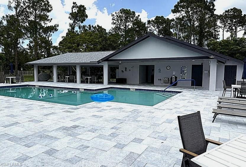 BEACON SQUARE - Residential