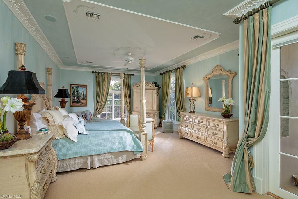 OLDE NAPLES - Residential