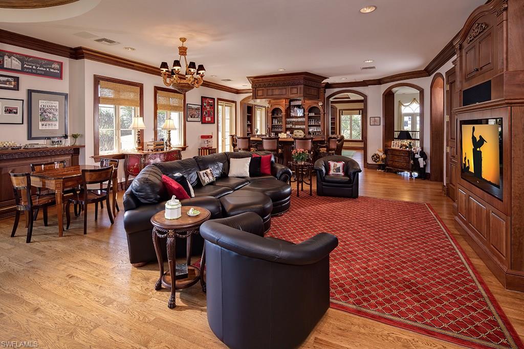 OLDE NAPLES - Residential