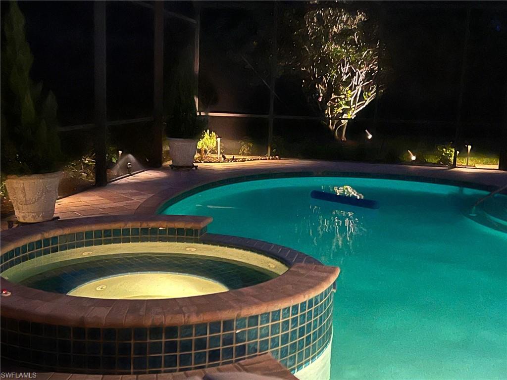 MOORINGS - Residential