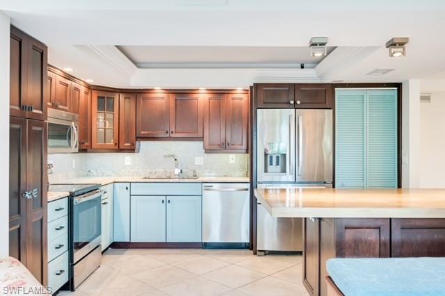 NAPLES BATH AND TENNIS CLUB - Residential