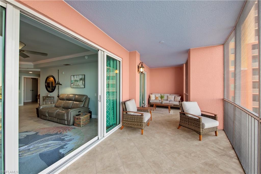 ST. TROPEZ - Residential