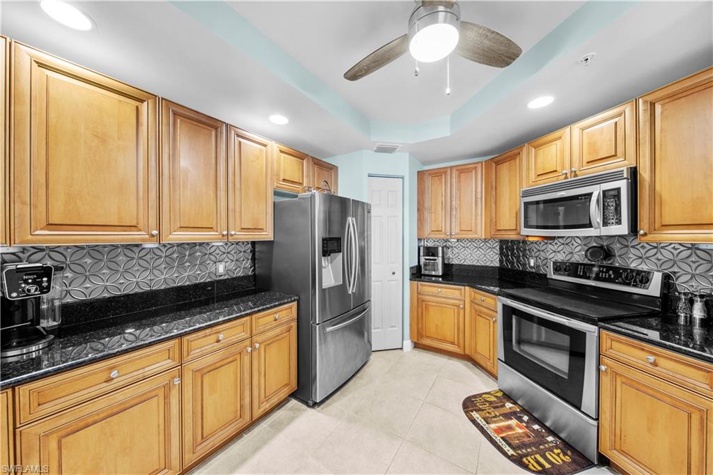 ST. TROPEZ - Residential