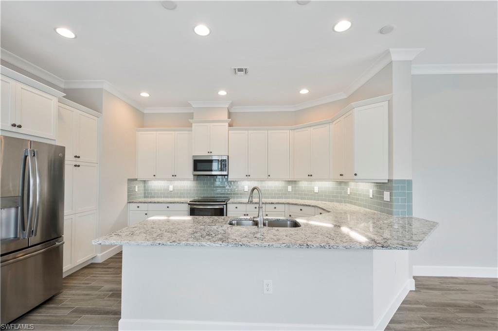 ISLES OF COLLIER PRESERVE - Residential