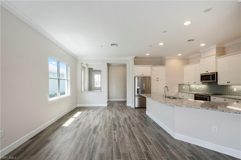 ISLES OF COLLIER PRESERVE - Residential