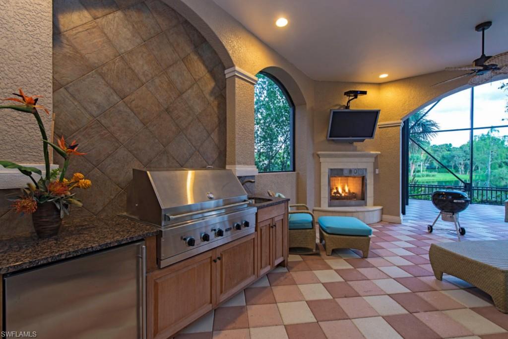 RIVERWALK - Residential