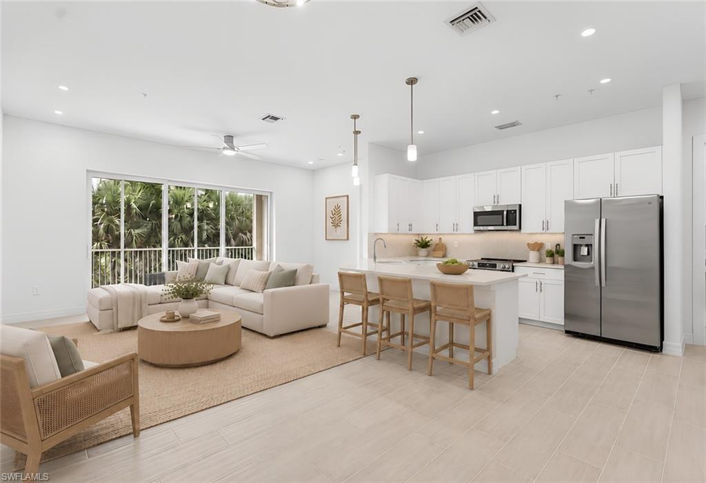 286 Indies DR E 202