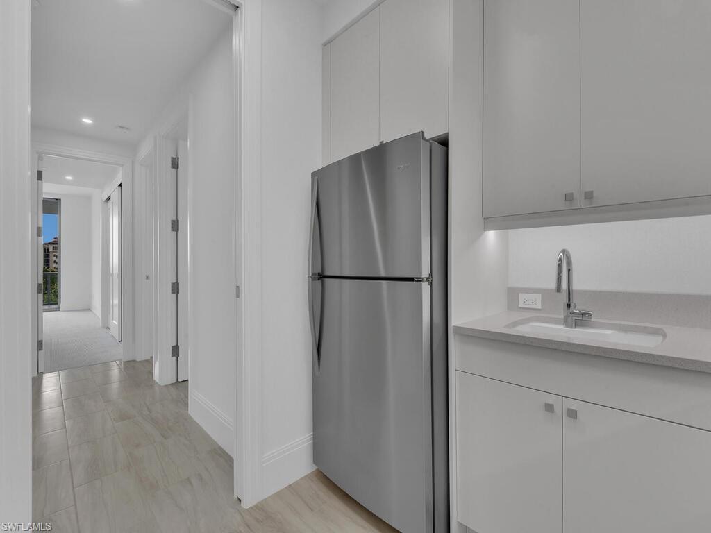 INFINITY AT THE COLONY - Residential