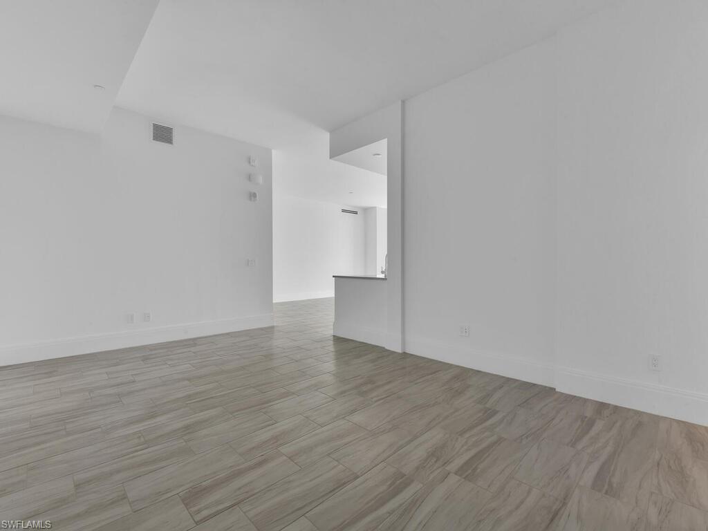 INFINITY AT THE COLONY - Residential