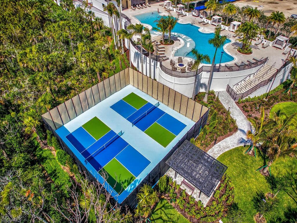 INFINITY AT THE COLONY - Residential