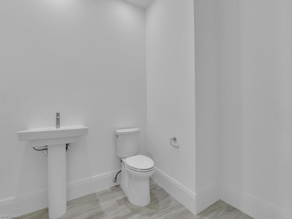 INFINITY AT THE COLONY - Residential