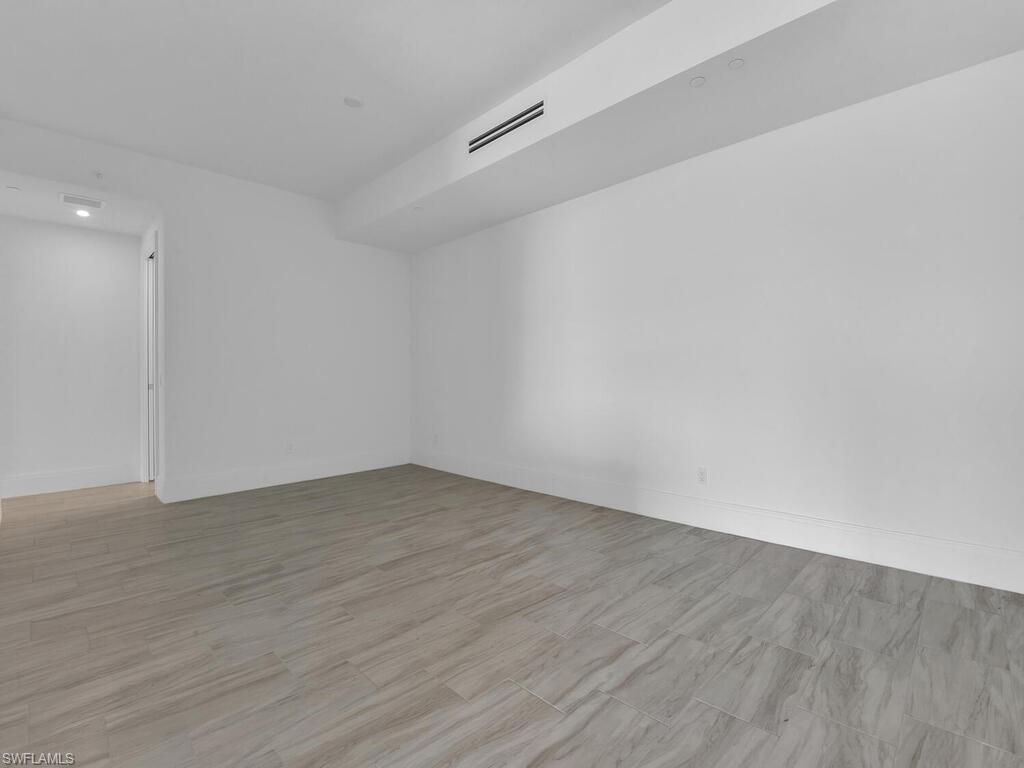 INFINITY AT THE COLONY - Residential