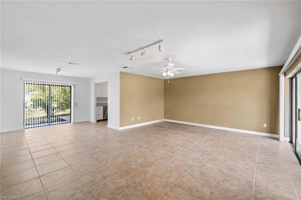 10621 Baytree CT