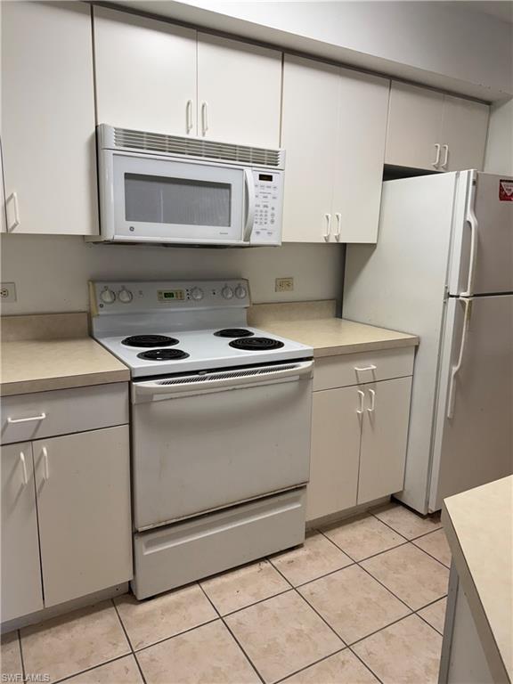 SAN MIRAGE - Residential Lease